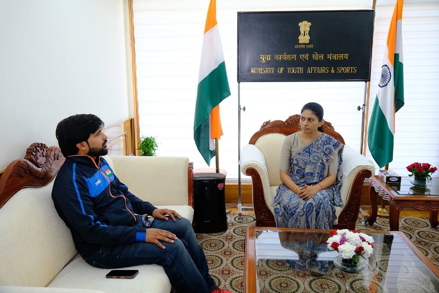 County Games Medalist Shivam Thakur Meets Union Sports Minister Raksha Khadse, Discusses Sports Development and Receives Blessings